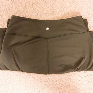 full length lululemon wunder unders in olive green